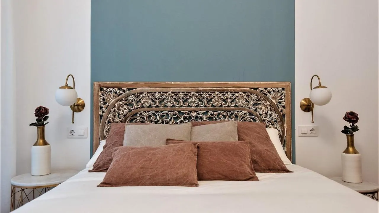 Lola De Triana Apartments Seville