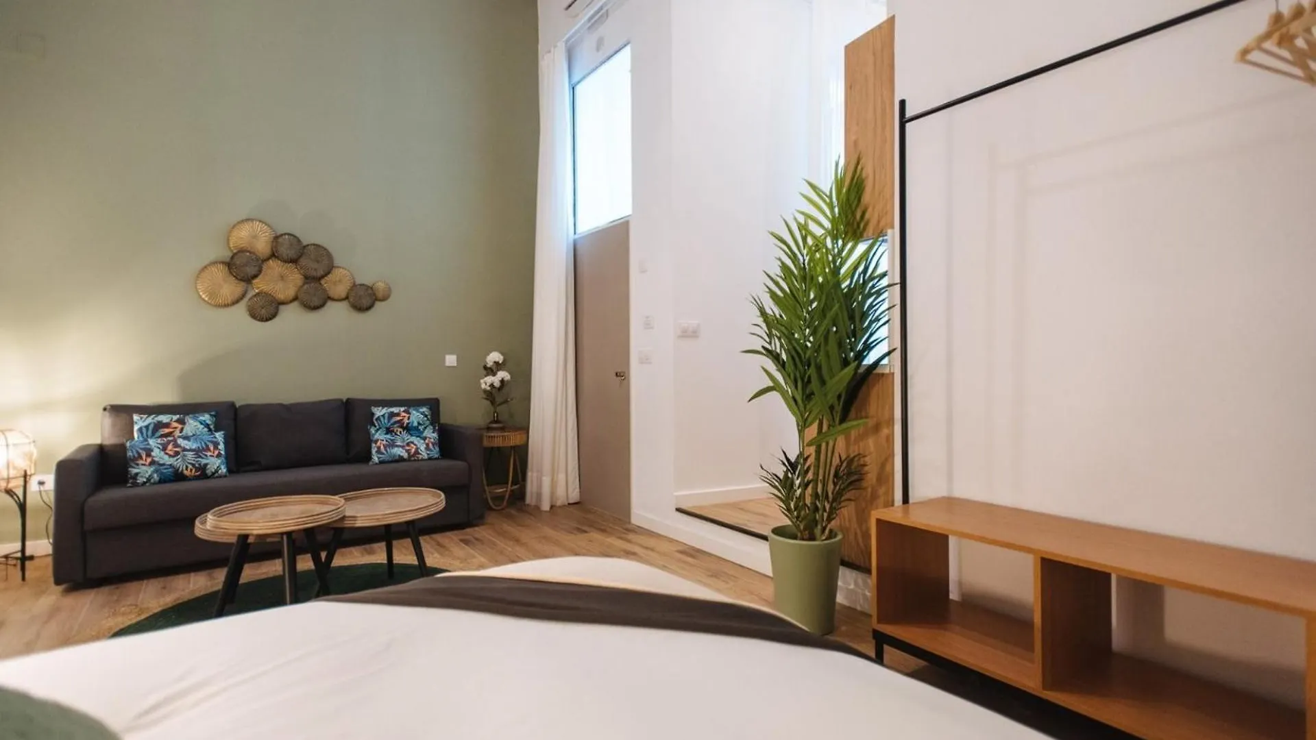 Lola De Triana Apartments Seville