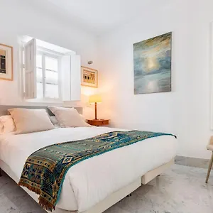  Apartment Genteel Pasaje Santa Cruz