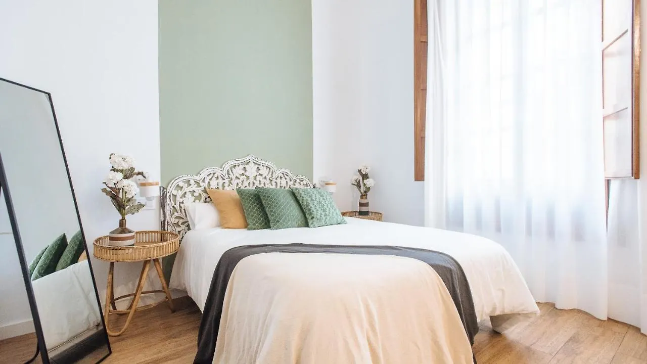 Lola De Triana Apartments Sevilla 0*,