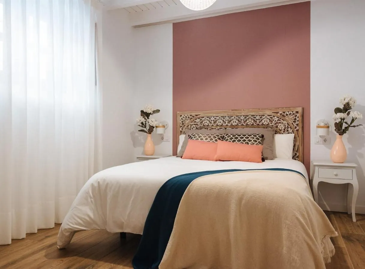 Lola De Triana Apartments Seville